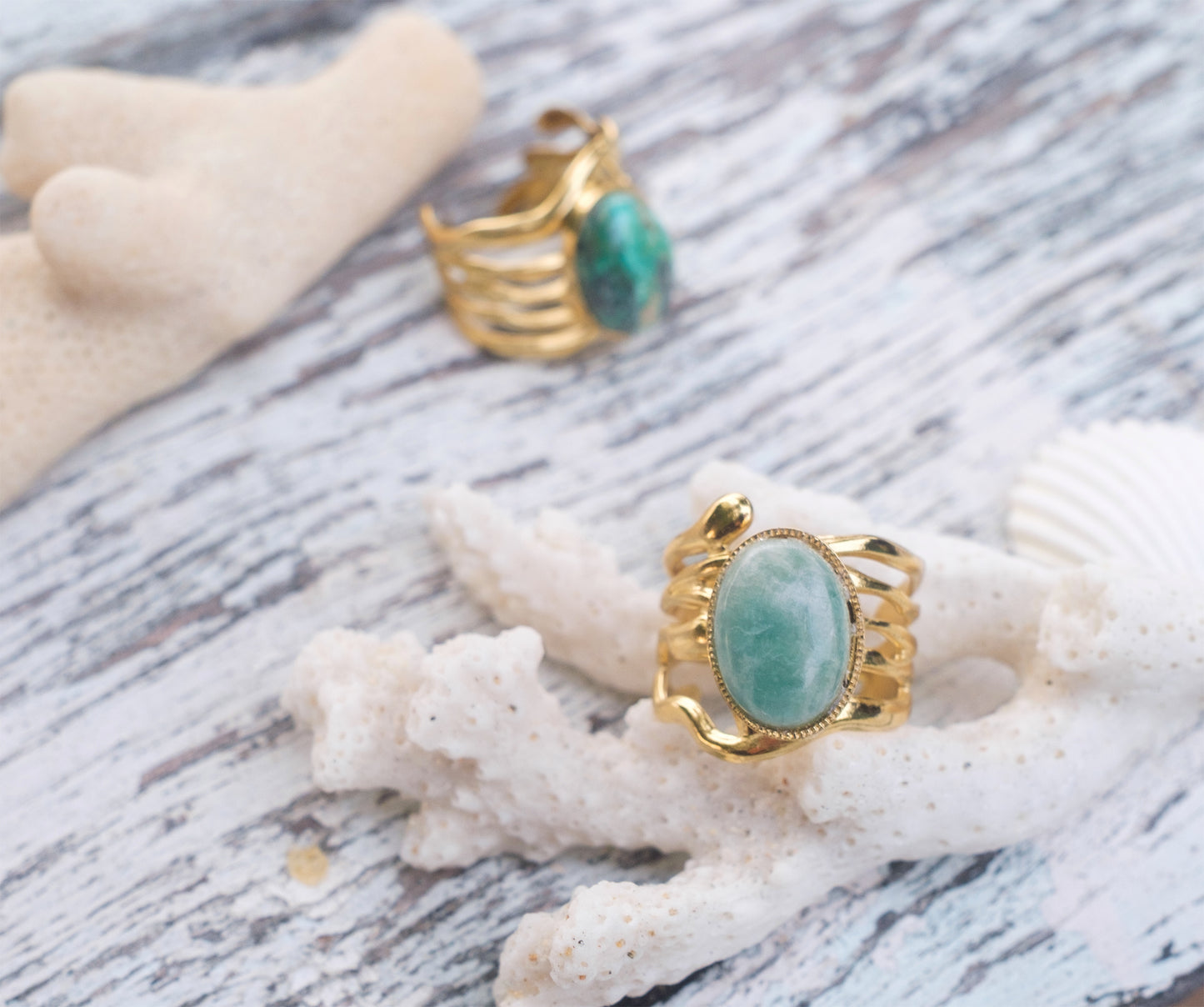 Bague XXL réglable en acier inox doré – Cabochon amazonite ou turquoise