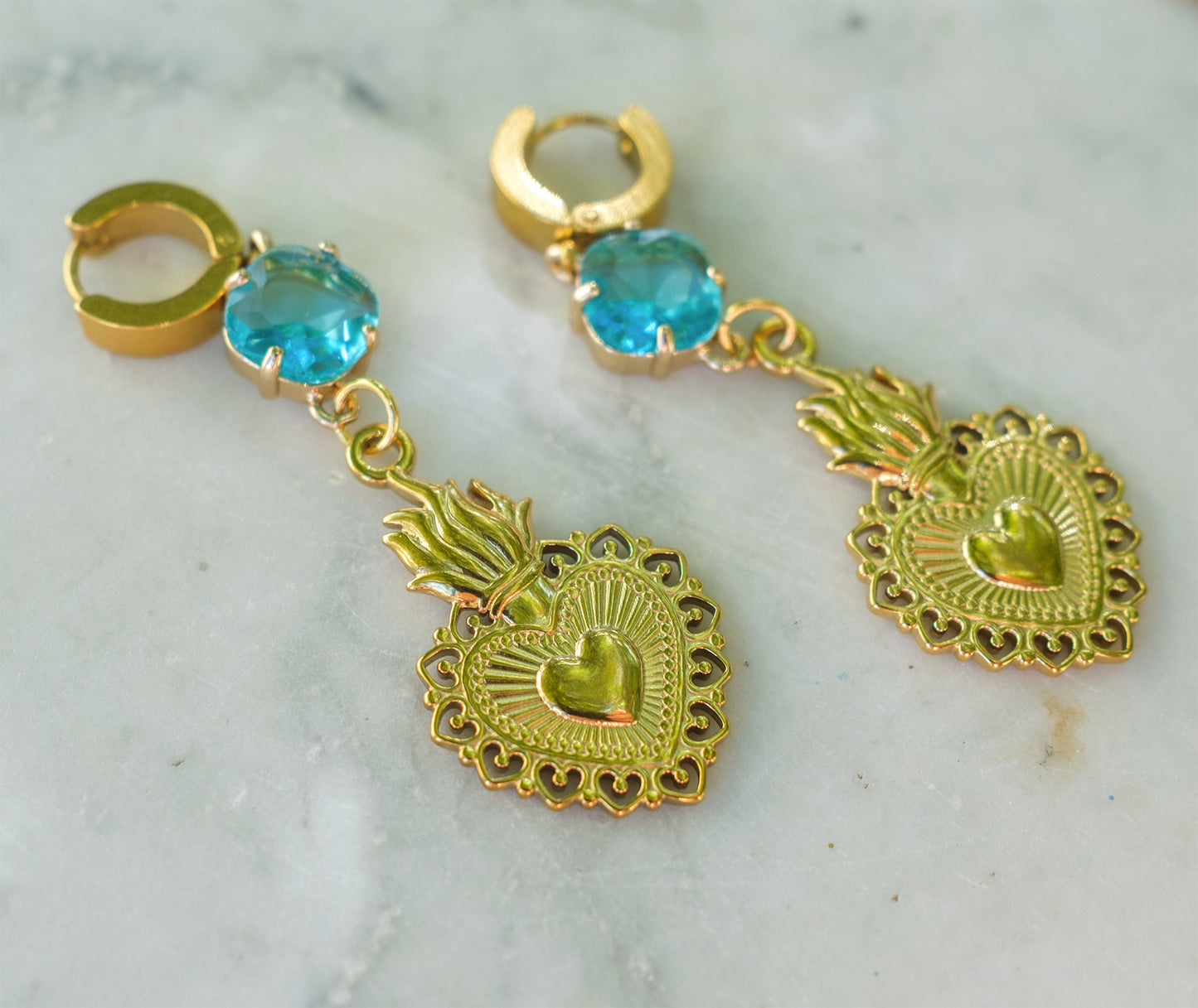 Boucles d’oreilles ex voto coeur et verre turquoise