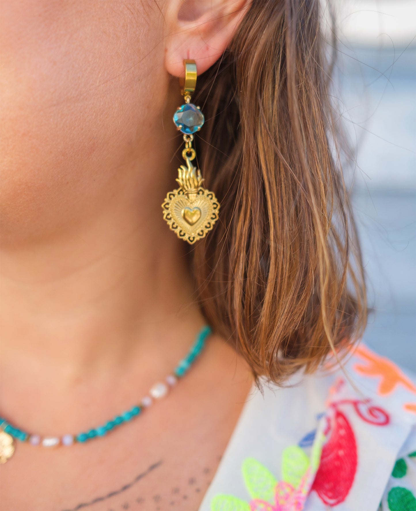 Boucles d’oreilles ex voto coeur et verre turquoise