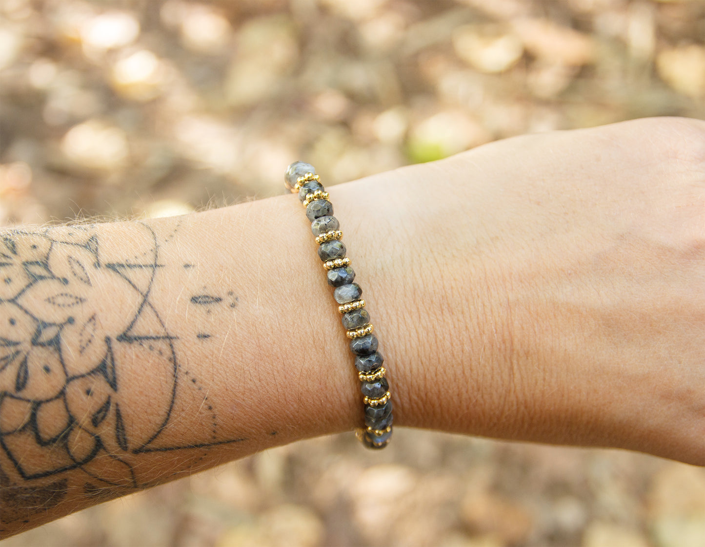 bracelet femme en labradorite facettée rondelle 6 mm