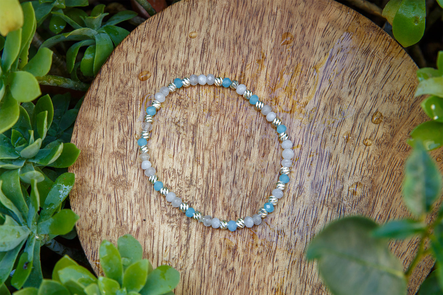 Bracelet femme quartz rose facettée et perle en verre 4 mm