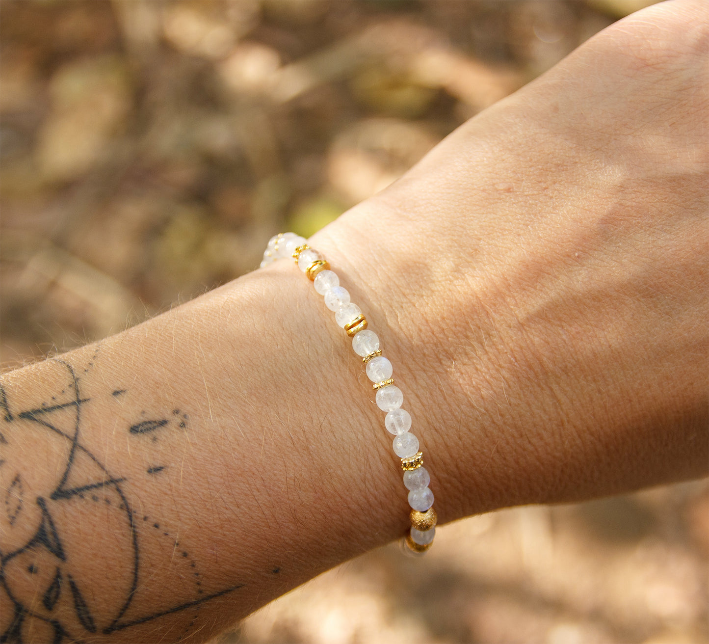 Bracelet perle femme pierre de lune (moonstone) 4 mm
