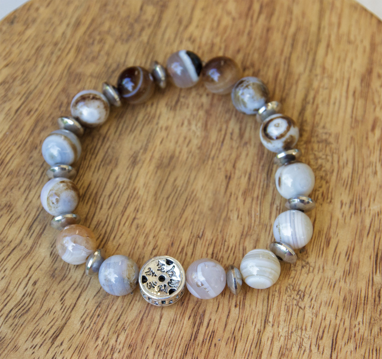 bracelet homme agate du Botswana et perles en acier inox avec mantra