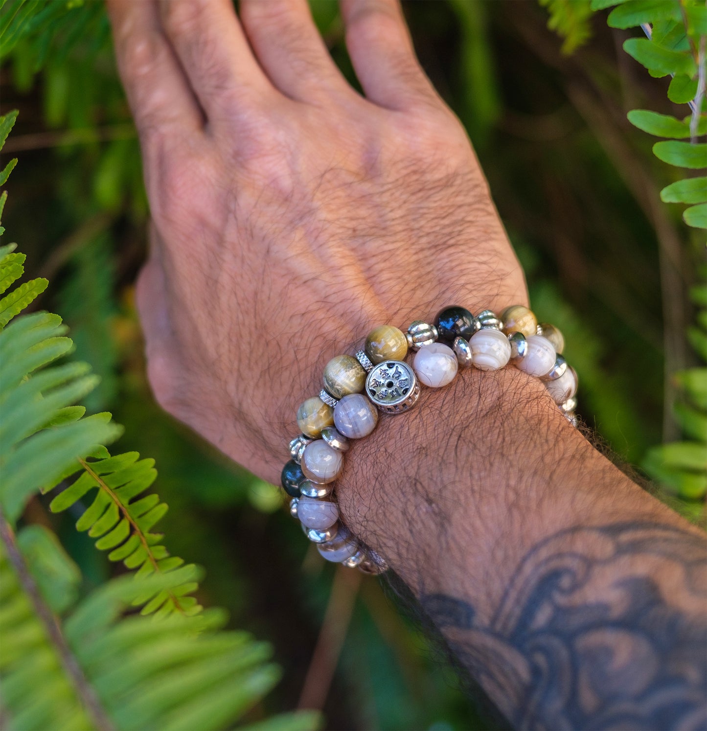 bracelet homme oeil de tigre jaune et obsidienne et perles en acier inox 10 mm