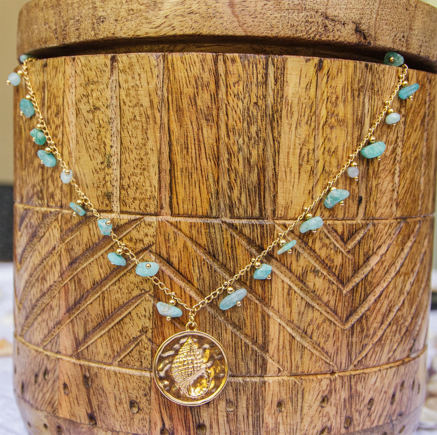 Collier chaine rosaire amazonite et pendentif empreinte coquilage - caurisandco