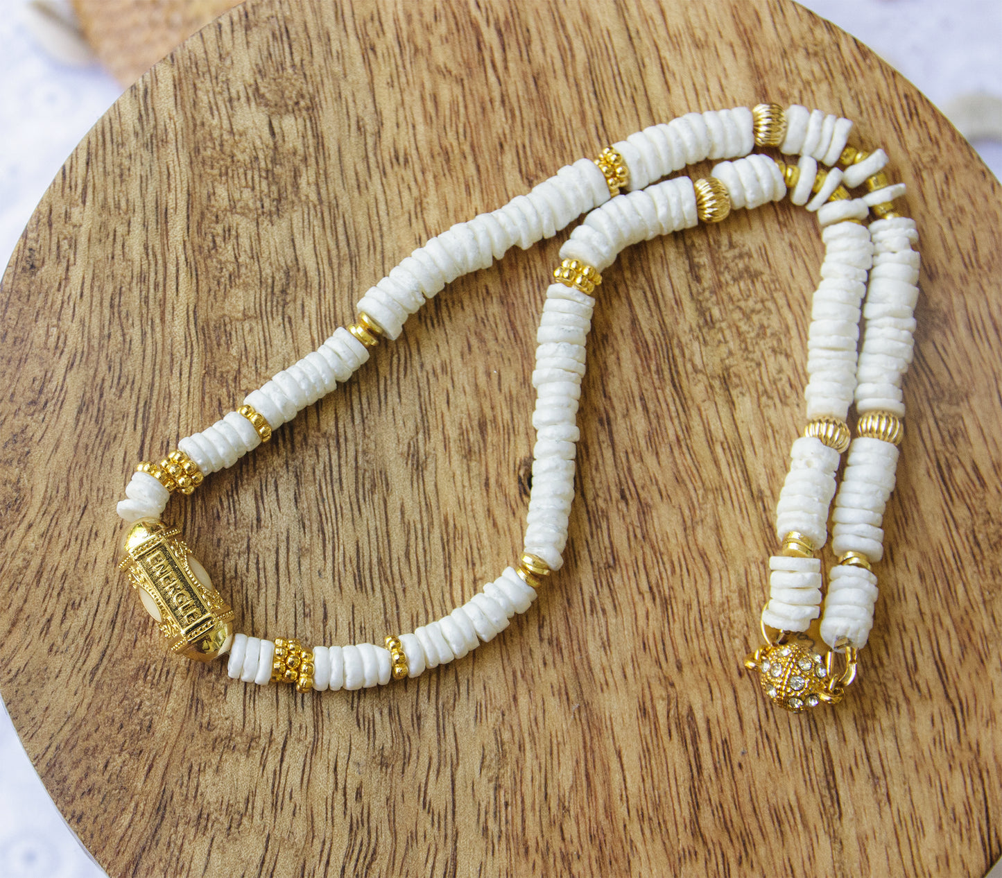 Collier talisman perles heishi coquillage - caurisandco