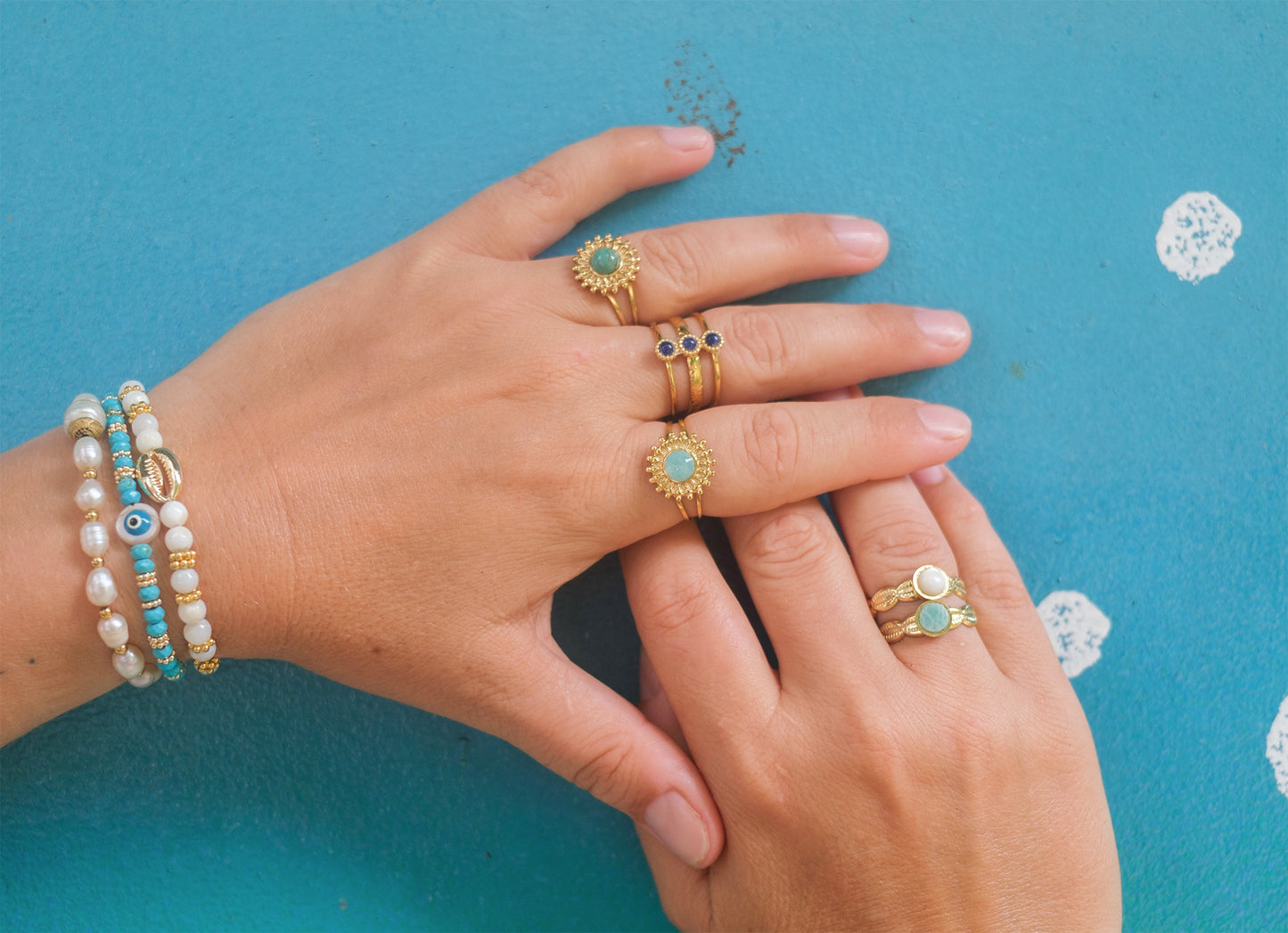 Bague Cauris réglable en acier inox doré – Cabochon nacre, amazonite