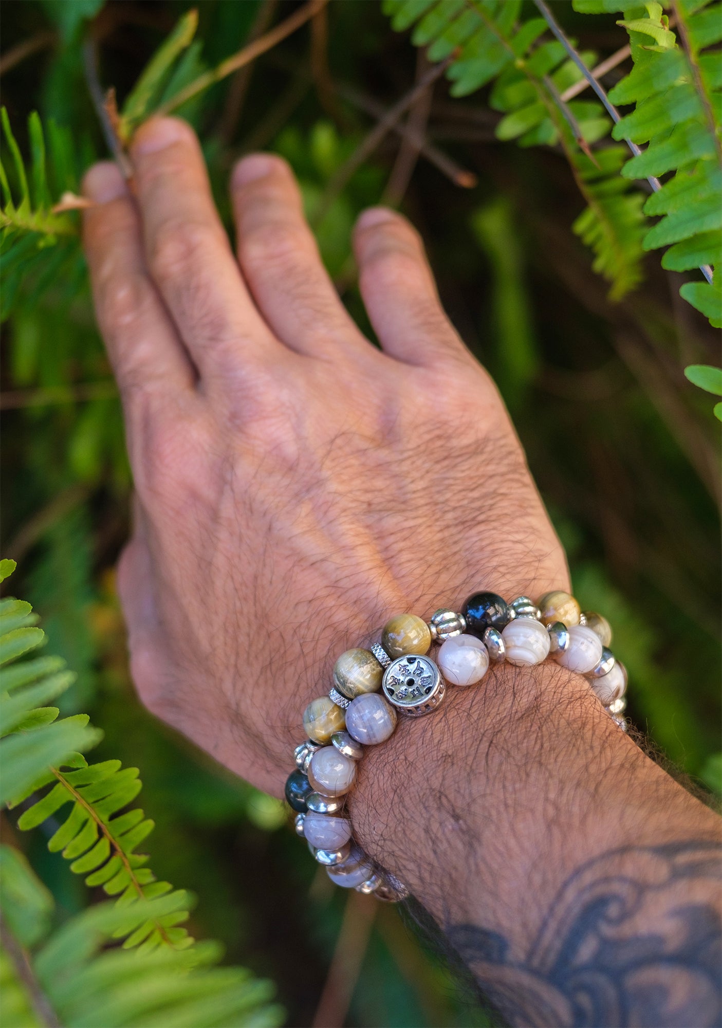 bracelet homme oeil de tigre jaune et obsidienne et perles en acier inox 10 mm