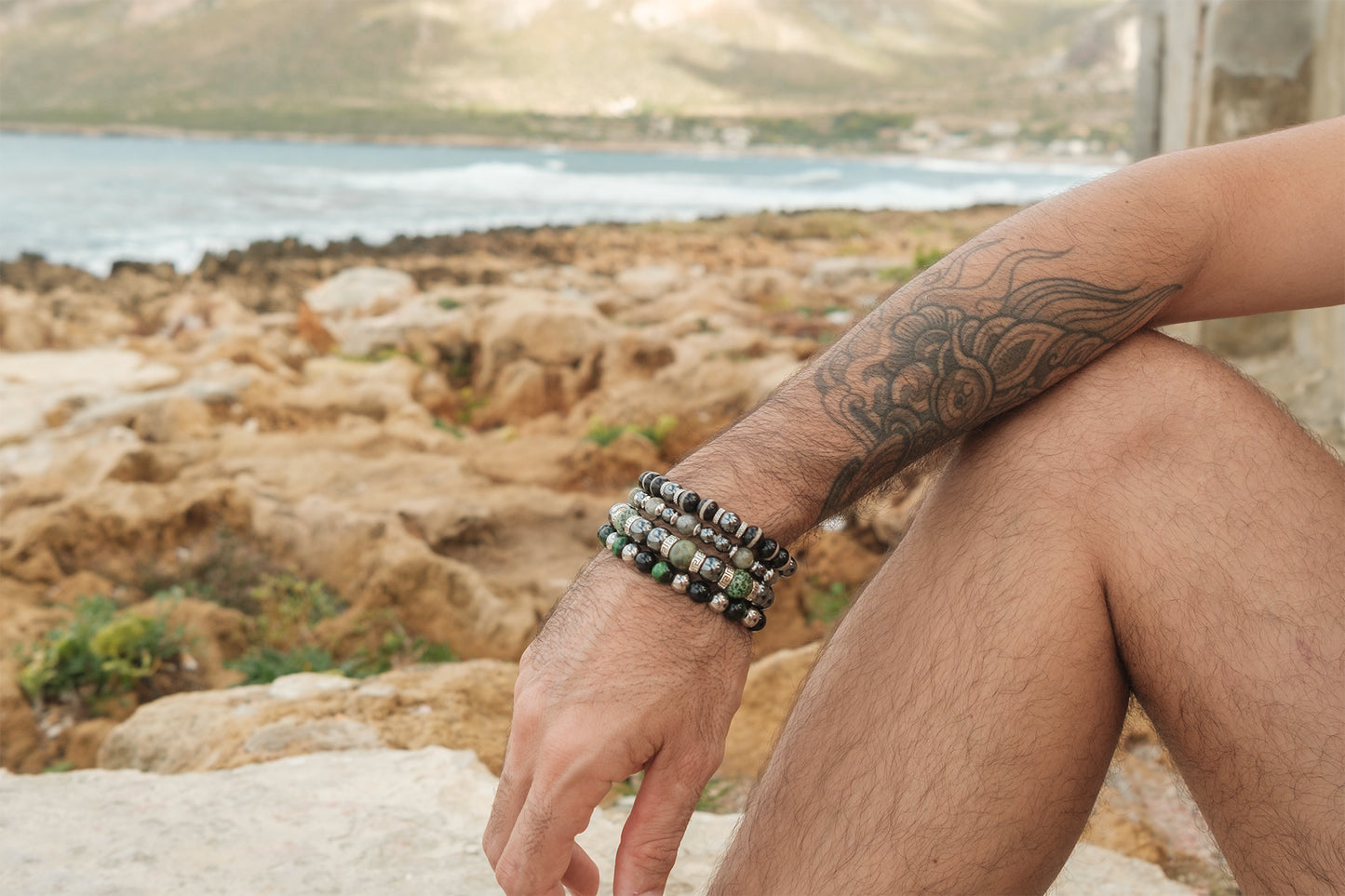 Bracelet homme hematite et turquoise d'afrique 10 mm - caurisandco