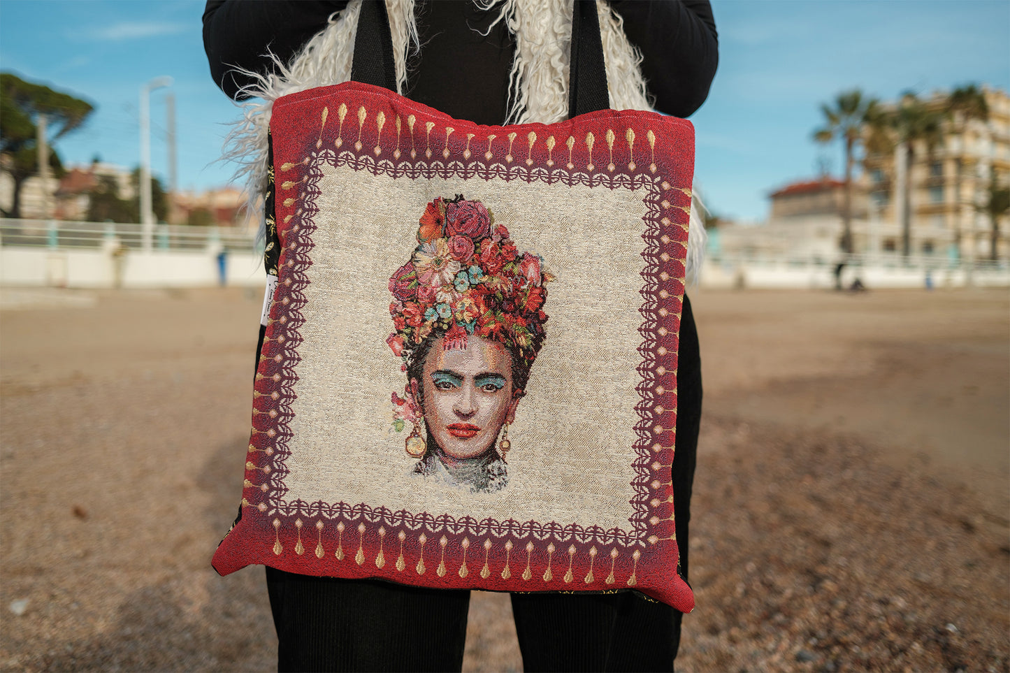Sac tote bag femme Frida 45*45 cm rouge maya doublure batik PIECE UNIQUE - caurisandco