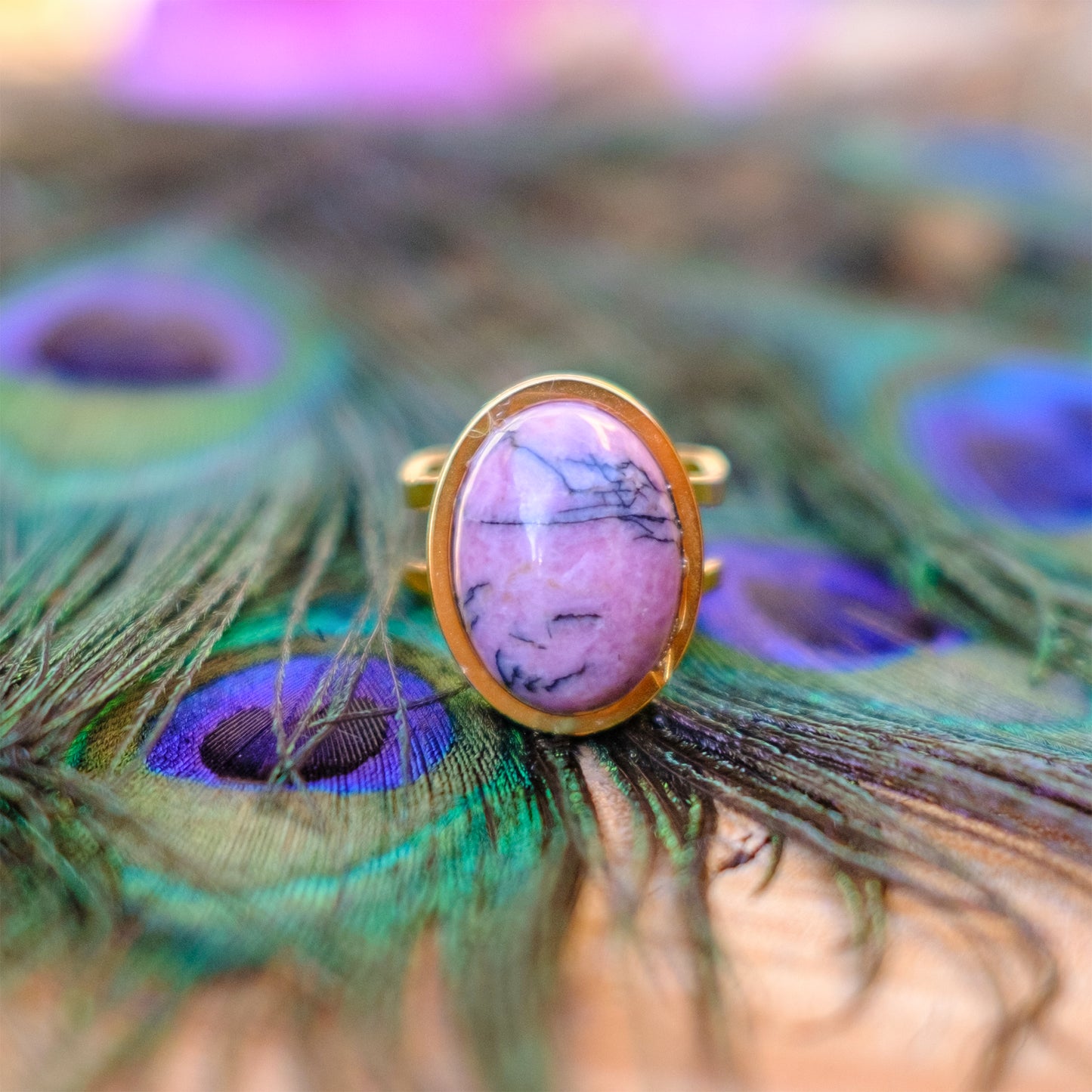 Bague en acier inoxydable doré et cabochon ovale 18*13mm - caurisandco
