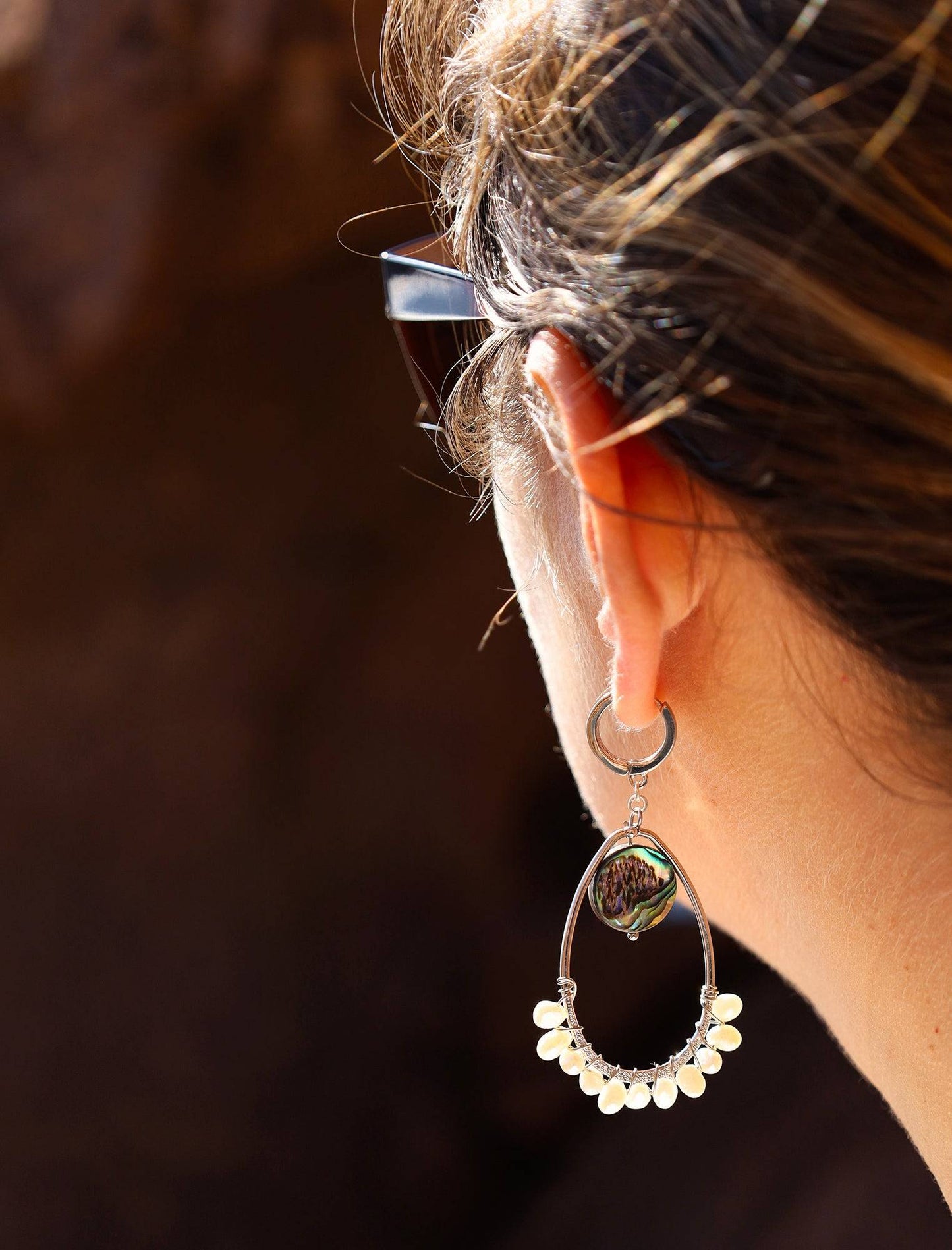 boucle d'oreille abalone et nacre faite main PIECE UNIQUE - caurisandco