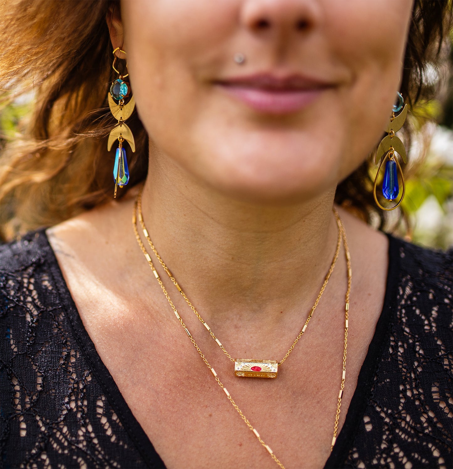 boucle d'oreille lune et pendentif en verre faite main - caurisandco