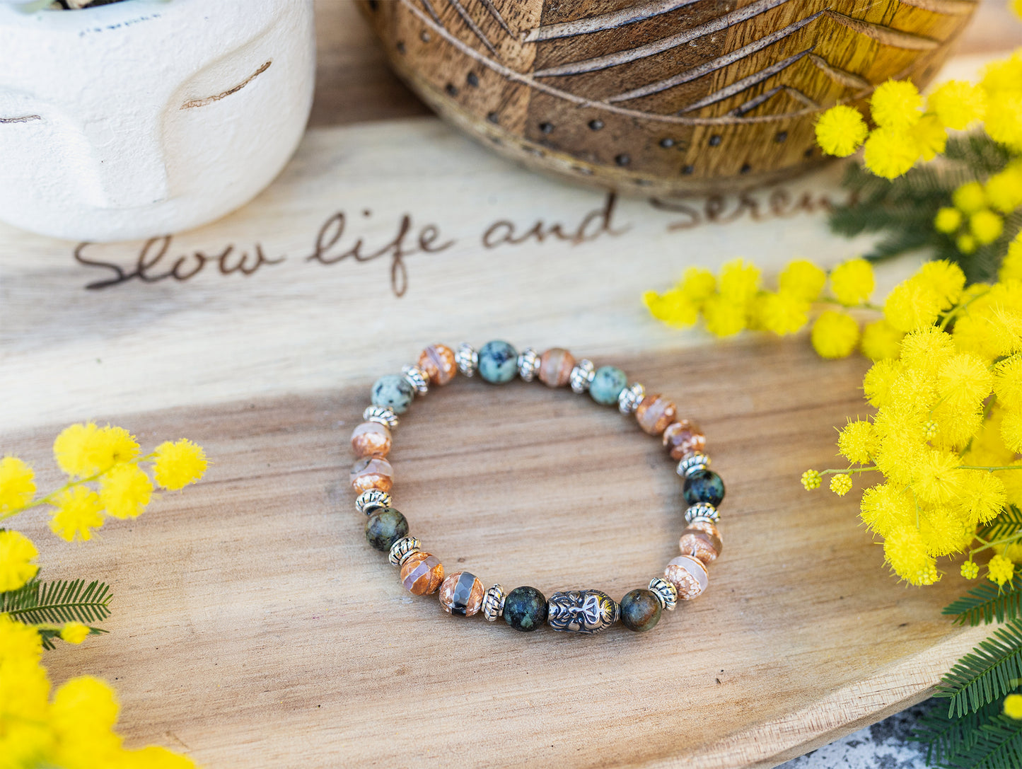bracelet agate 8mm et turquoise d'Afrique et Bouddha diable en acier inoxydable fait main - caurisandco
