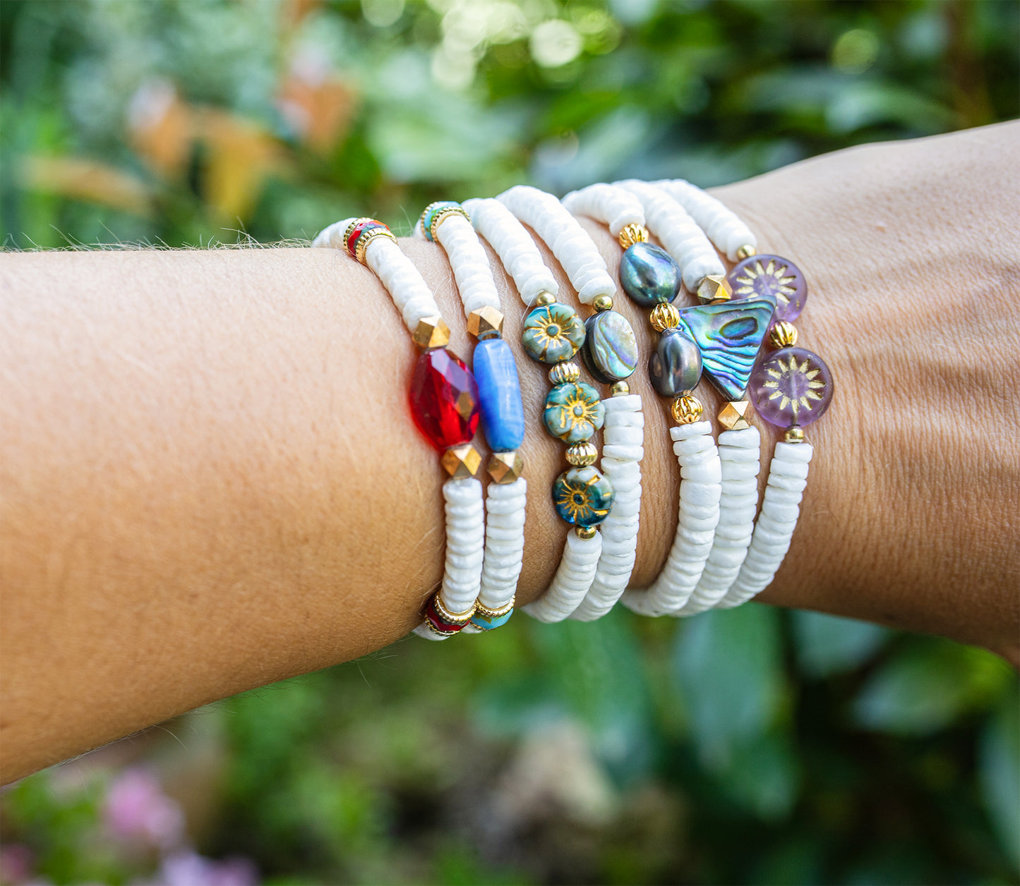 Bracelet perles HEISHI COQUILLAGE fait main - caurisandco