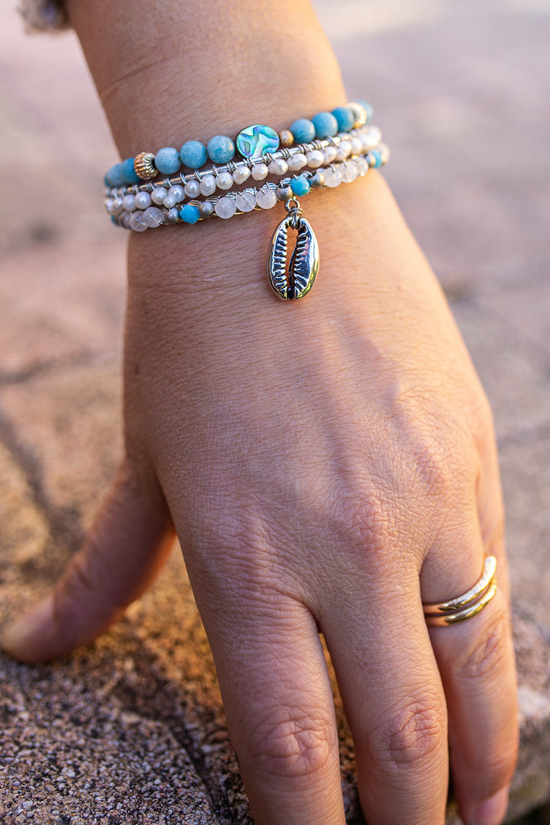 bracelet jonc tissé en pierre naturelle moonstone perle en verre - caurisandco