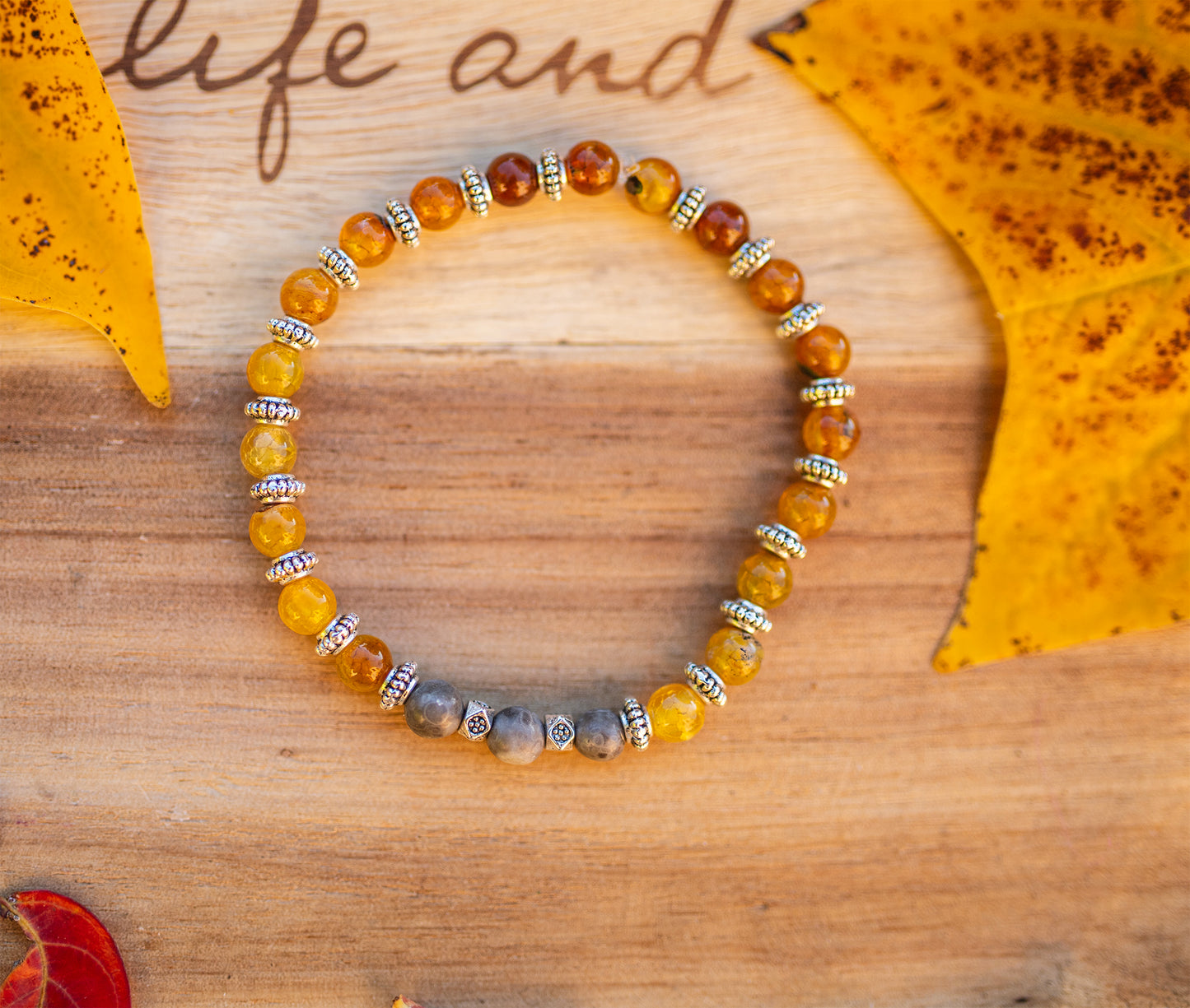 bracelet agate jaune et grise fait main piece unique - caurisandco
