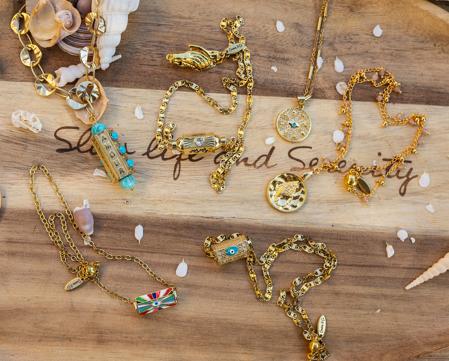 collier talisman porte bonheur oeil multicolore - caurisandco