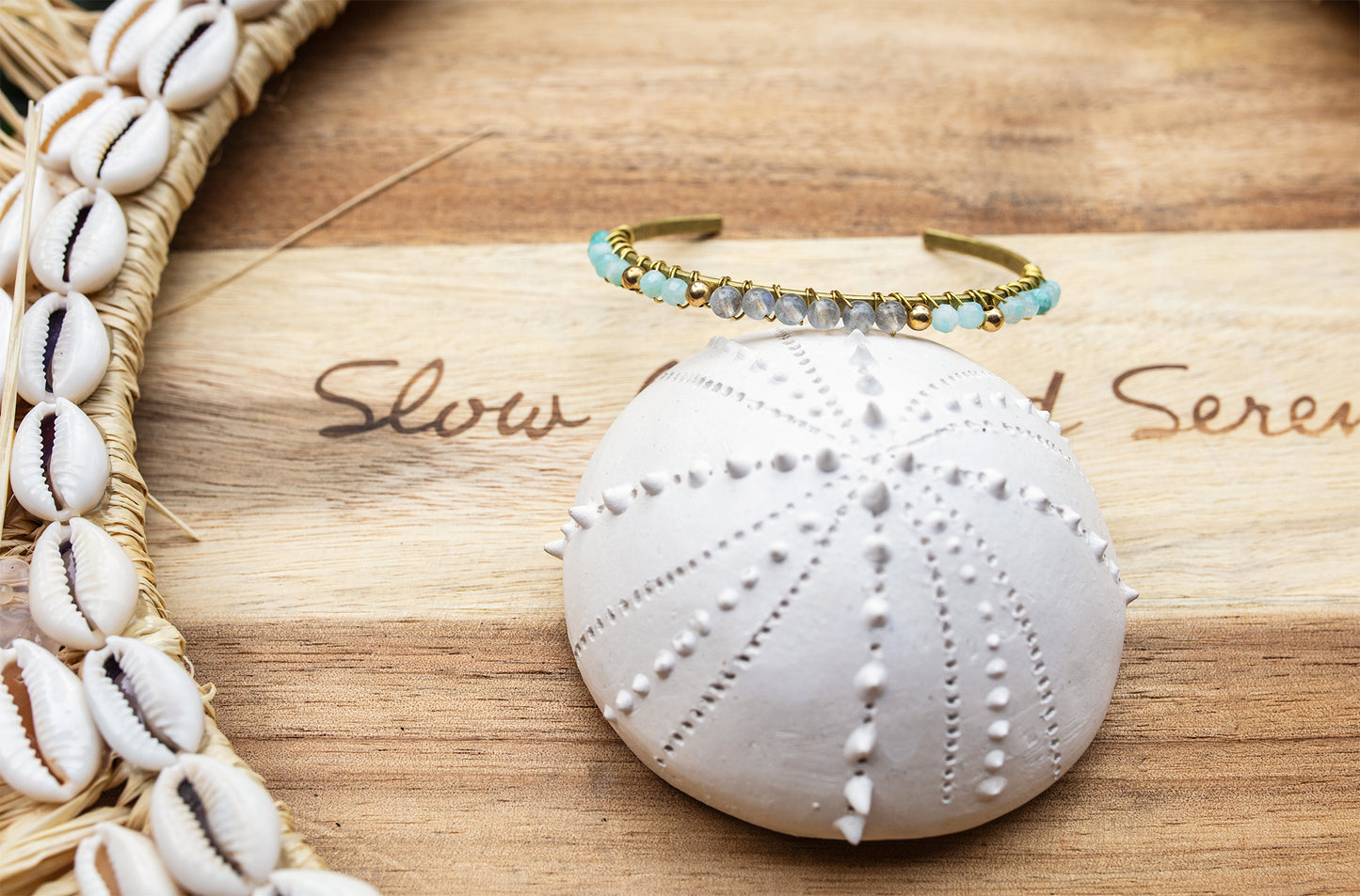 jonc tissé en amazonite et labradorite fait main - caurisandco