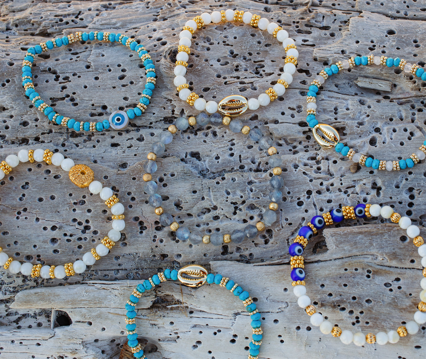 Bracelet femme cauri doré,howlite turquoise et quartz rose - caurisandco