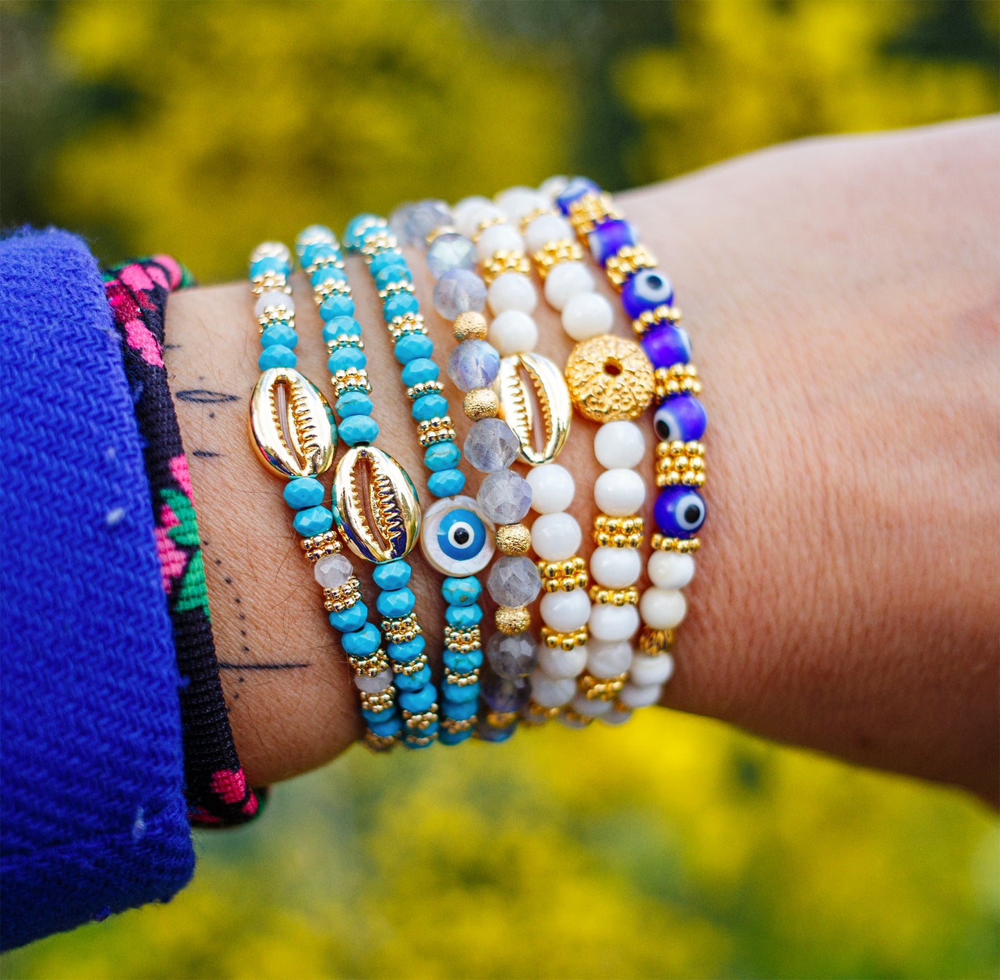 Bracelet femme nacre 4mm et perle en verre oeil - caurisandco