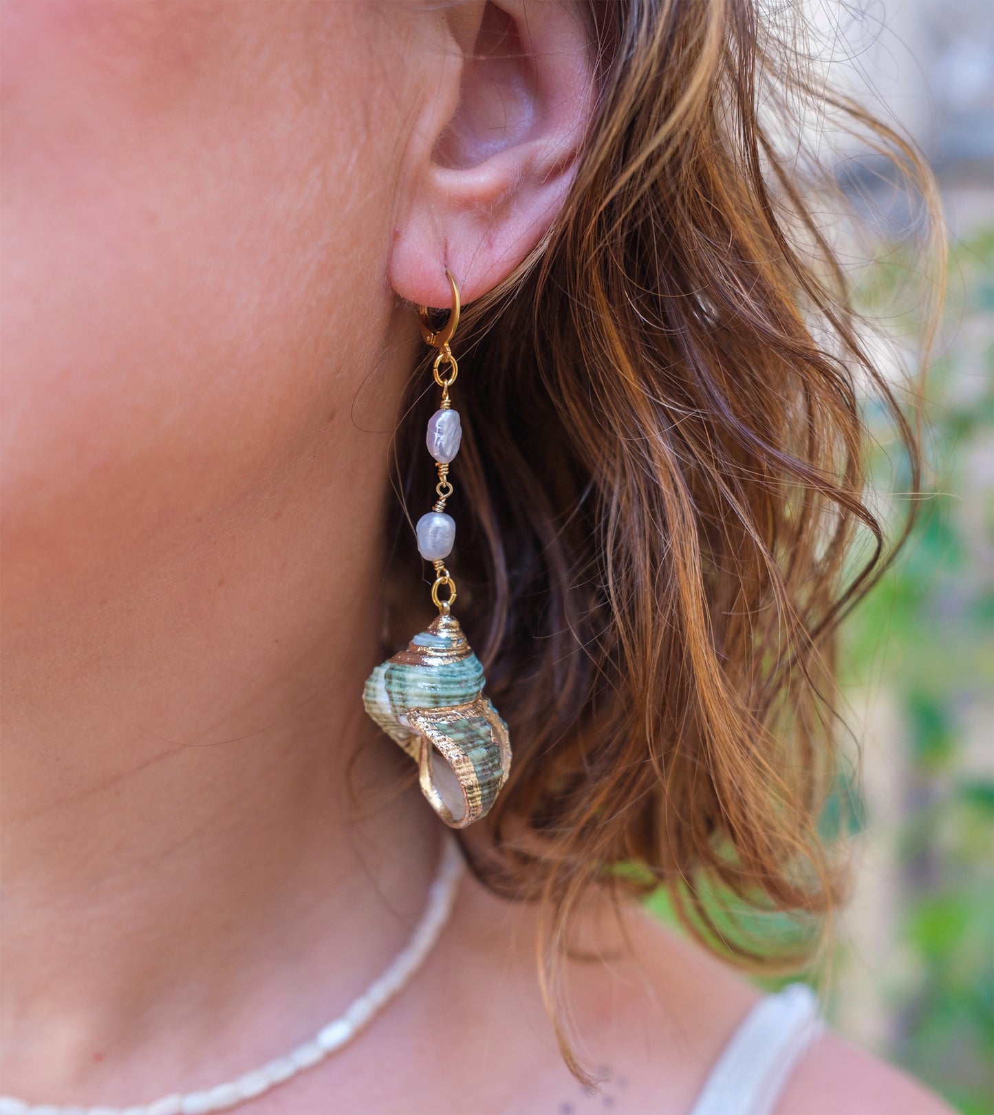 Boucles d'oreilles chaine nacre et coquillage