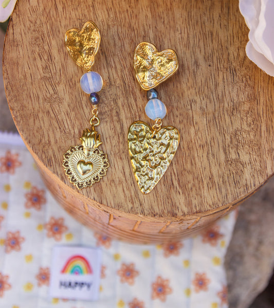 Boucle d'oreille dépareillé coeur ex voto