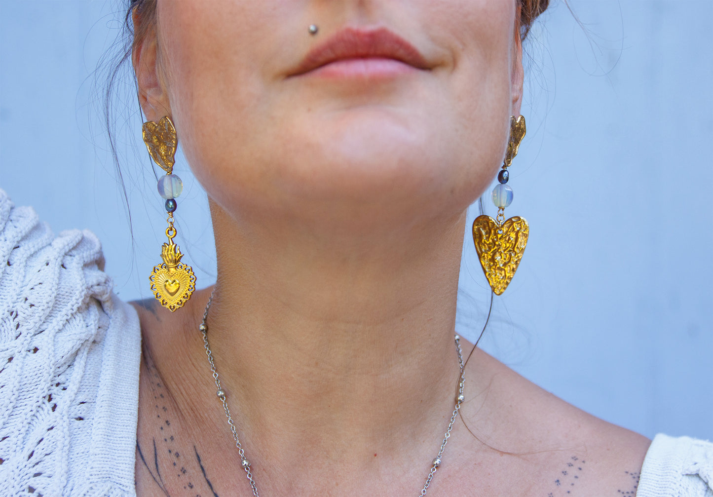 Boucle d'oreille dépareillé coeur ex voto