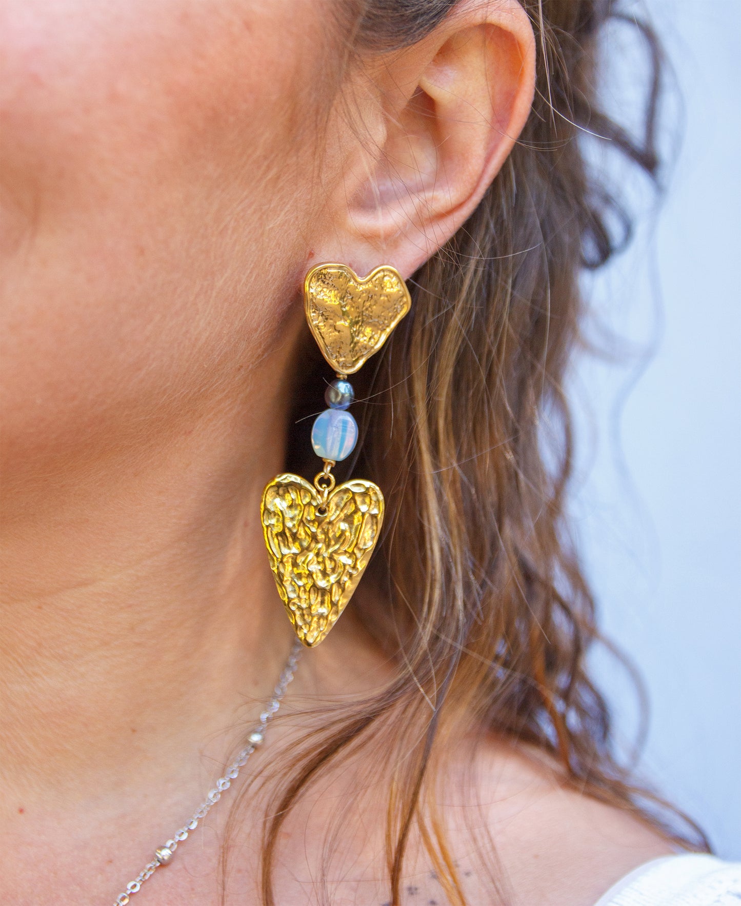 Boucle d'oreille dépareillé coeur ex voto