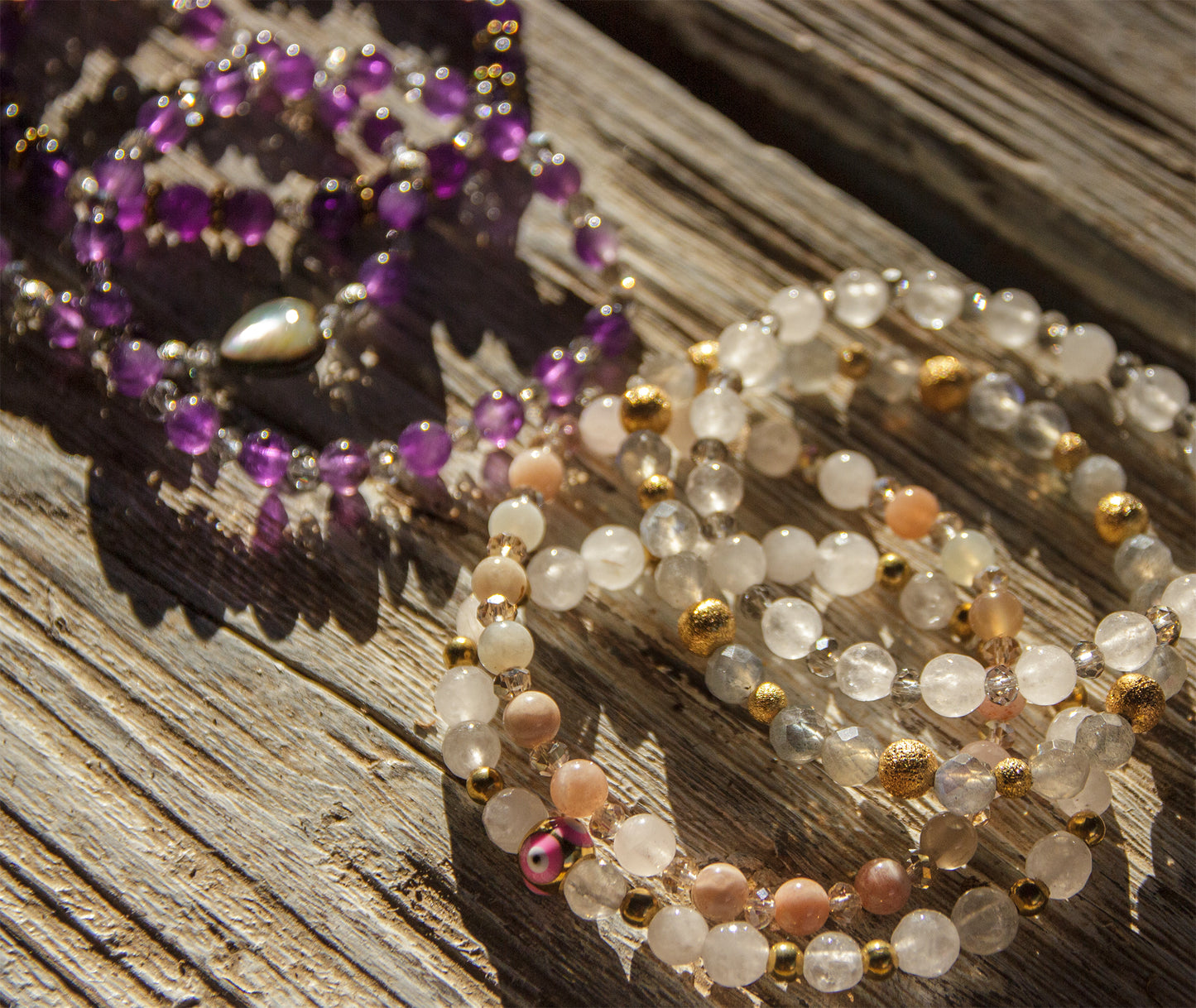 Bracelet femme amethyste et perles en verre facettée - caurisandco
