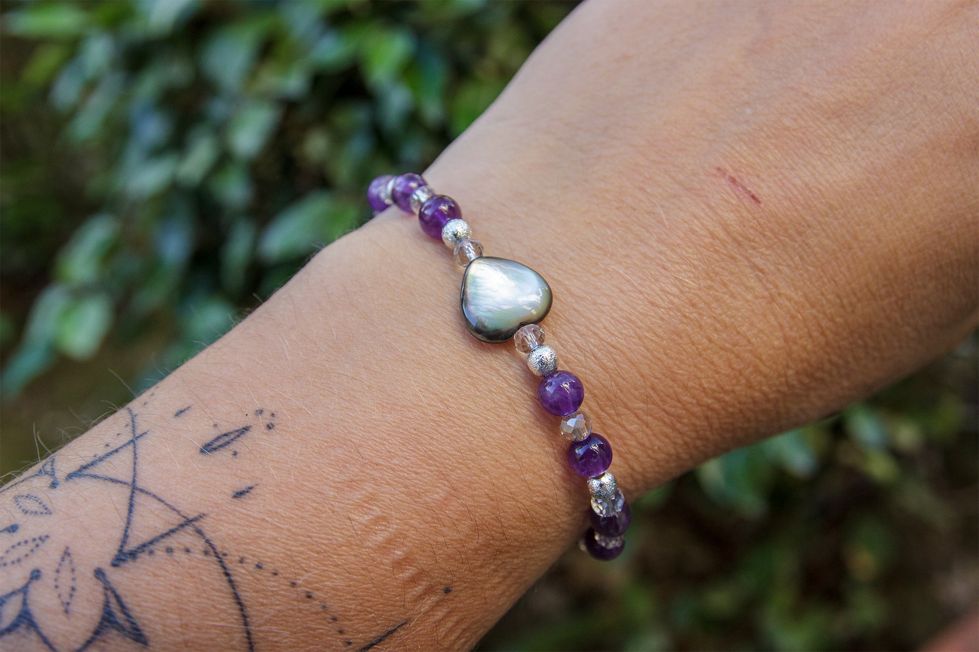 bracelet femme coeur nacre et amethyste - caurisandco