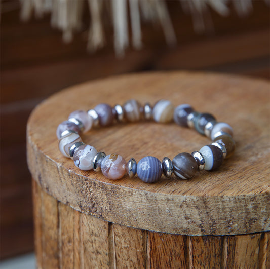 Bracelet en perles homme Agate du Botswana Fait Main Lithothérapie - caurisandco