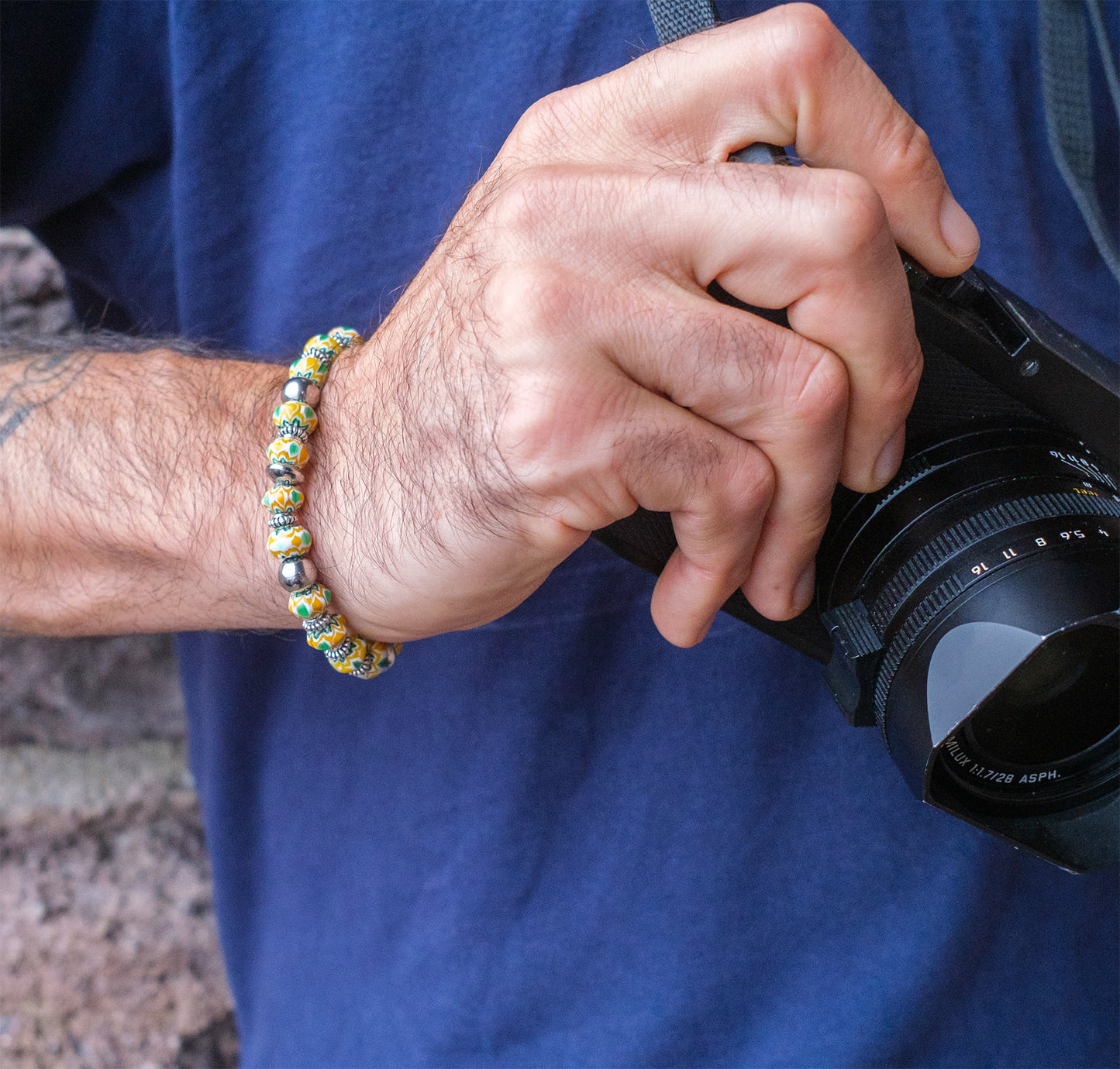 Bracelet perles chevrons jaune verre et acier inoxydable