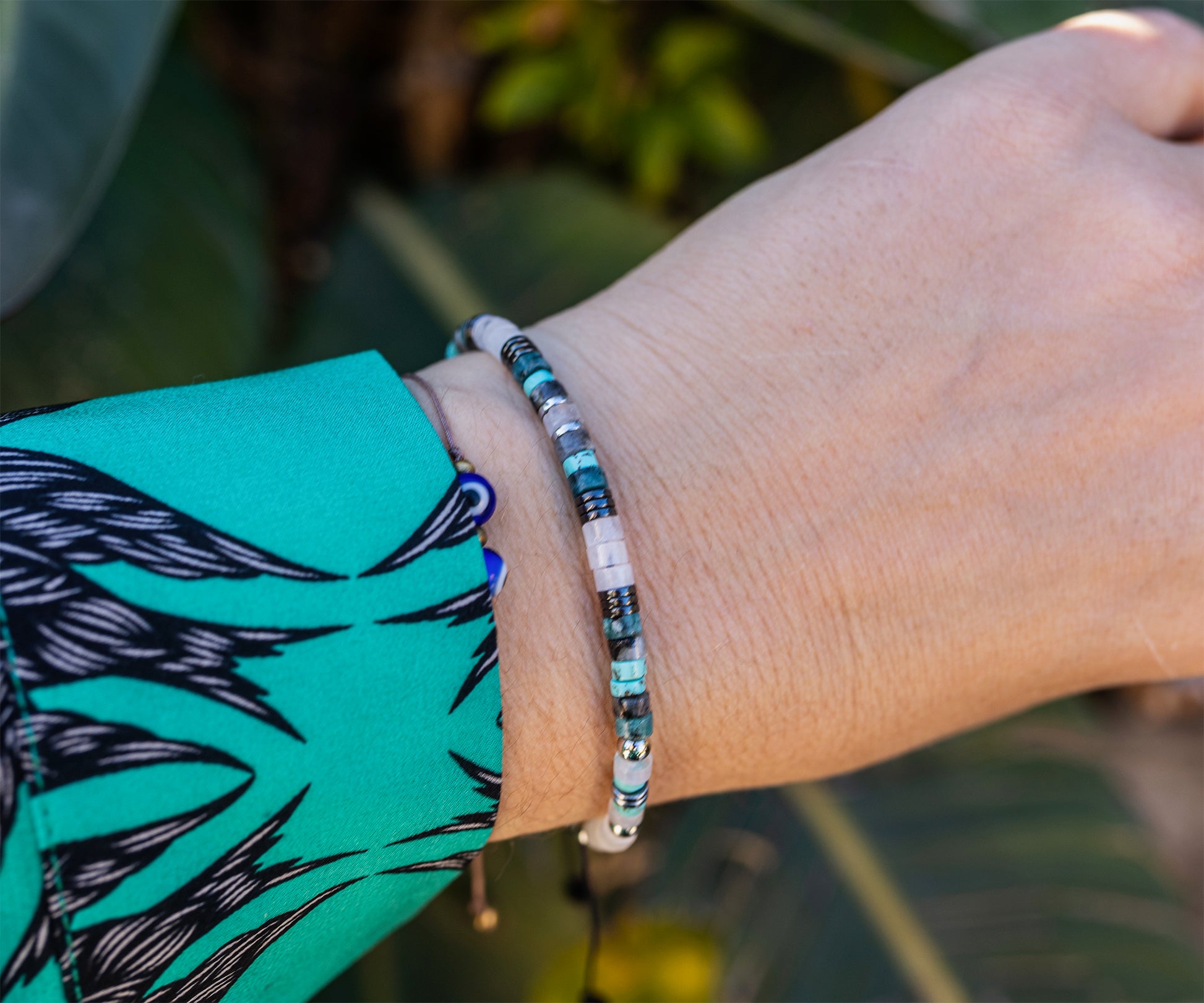 bracelet homme perle heishi en quartz, hématite et turquoise nœud - caurisandco