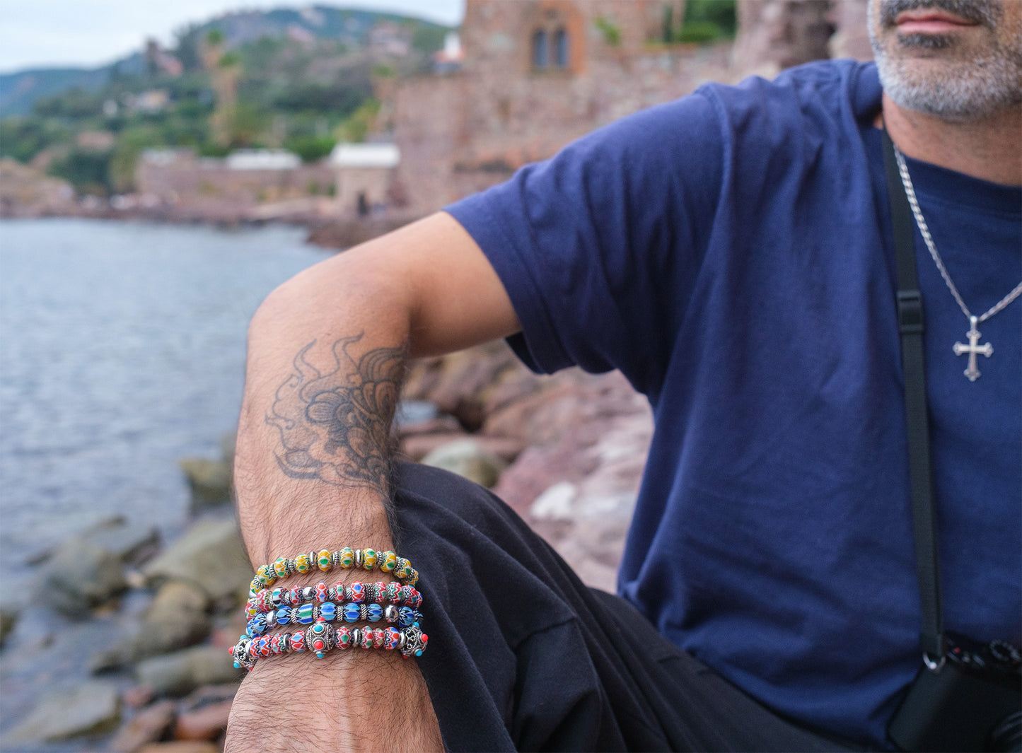 Bracelet perles chevrons rouge en verre
