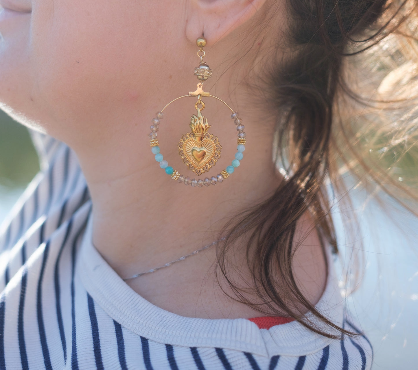 boucle d'oreille ronde perle amazonite ex voto - caurisandco