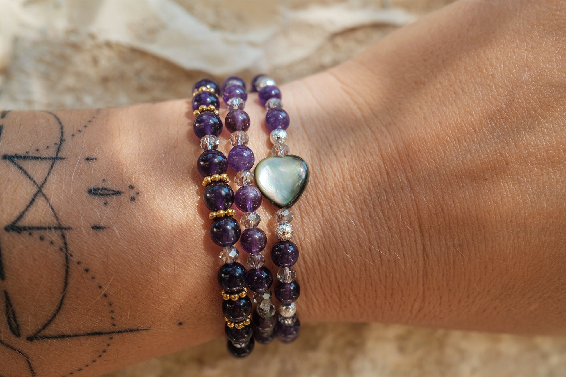 bracelet femme coeur nacre et amethyste - caurisandco