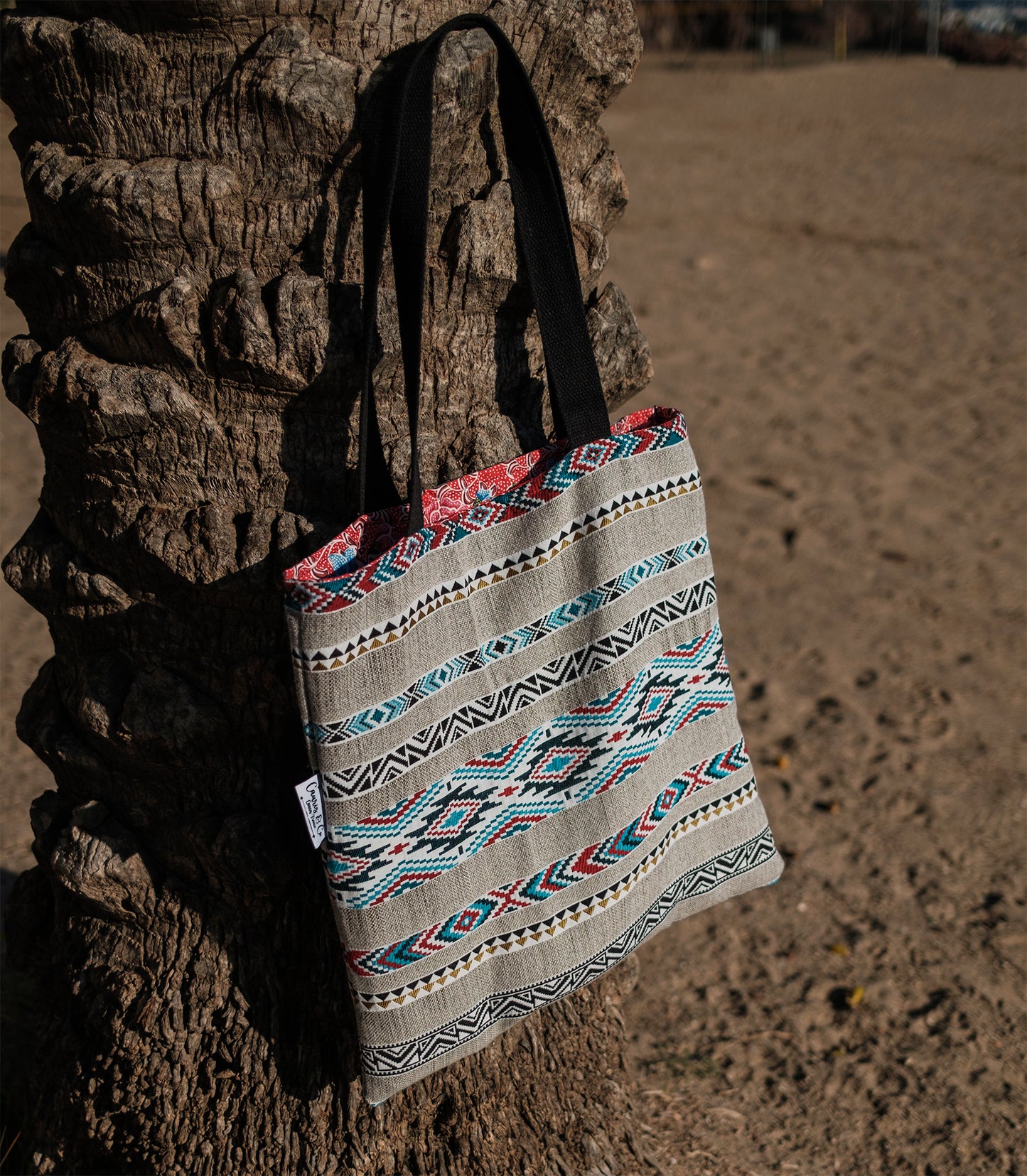 Tote bag aztec en jacquard blanc et noir 40*45 cm