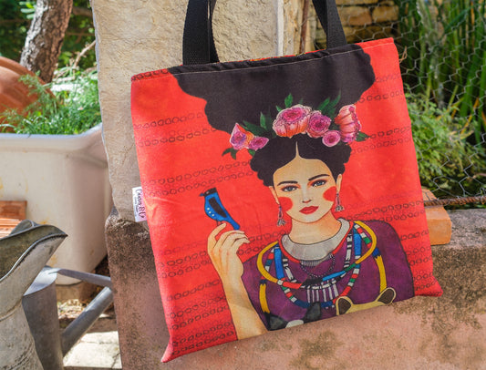 Sac tote bag visage féminin rouge 40*40 cm doublure batik PIECE UNIQUE