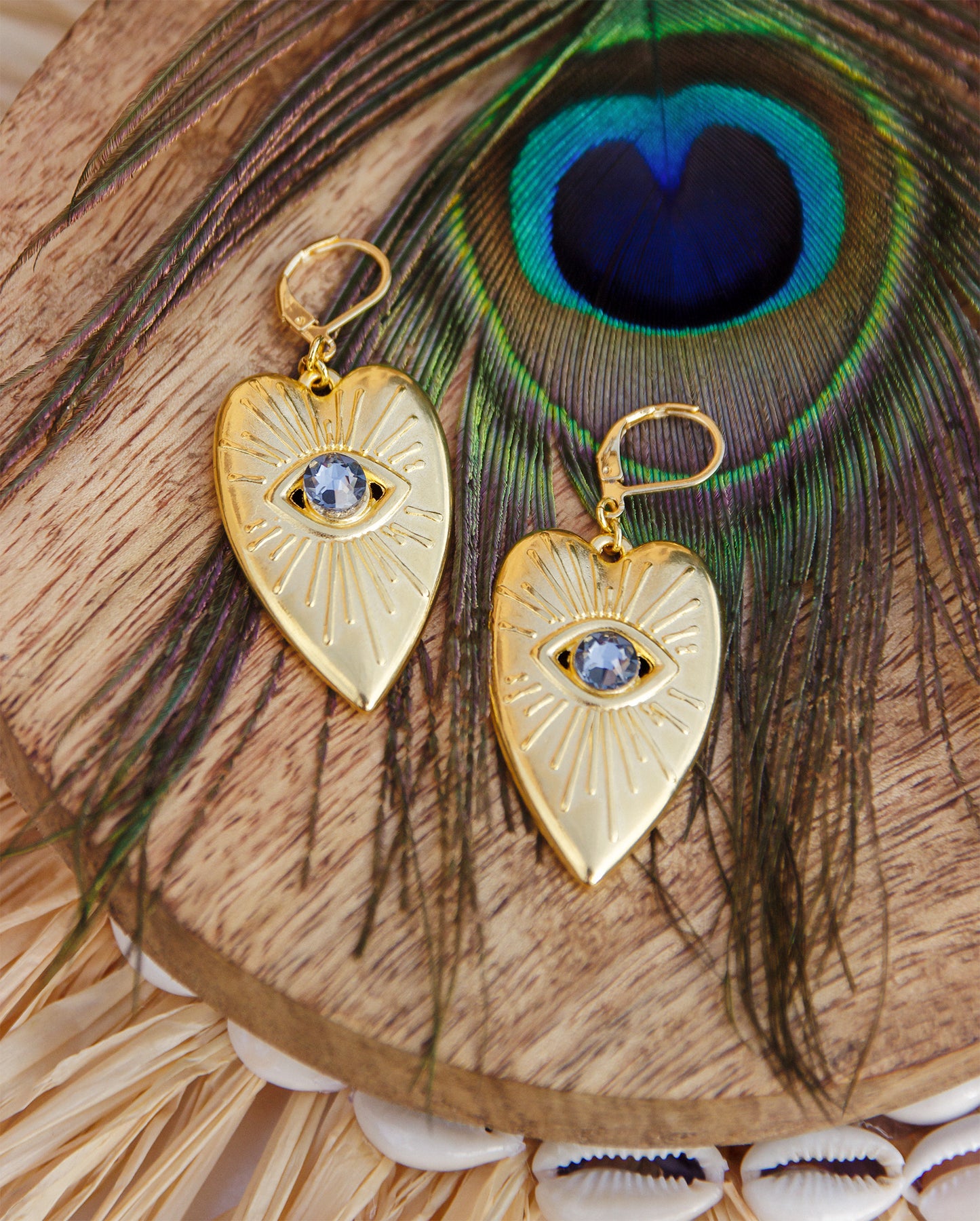 Boucle d'oreille coeur motif oeil ex voto et cristal (6cm) - caurisandco